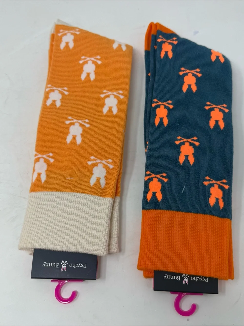 Psycho Bunny Men’s Repeating Logo Pima Cotton Blend Socks 2 pair Orange Blue NWT